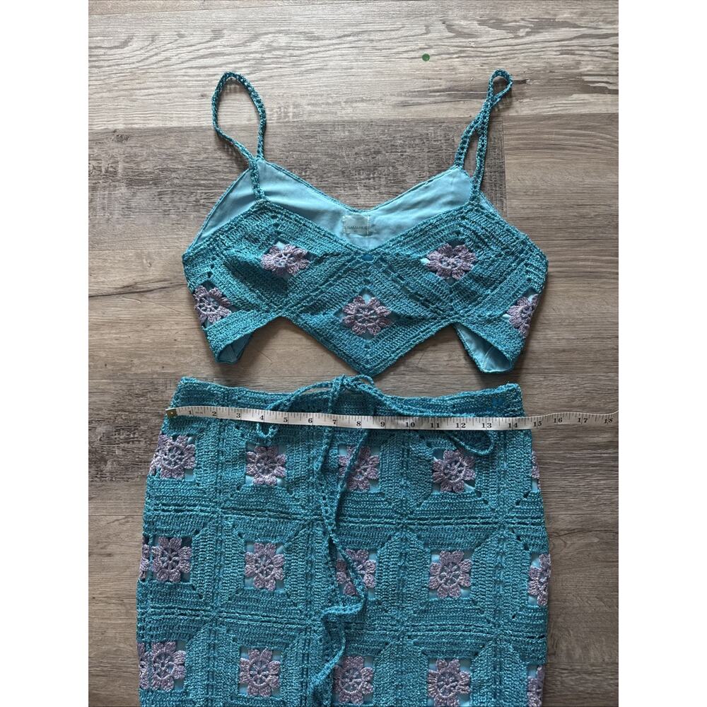 Lisa maree Crop top And Midi Skirt in Turquoise - Picture 5 of 9